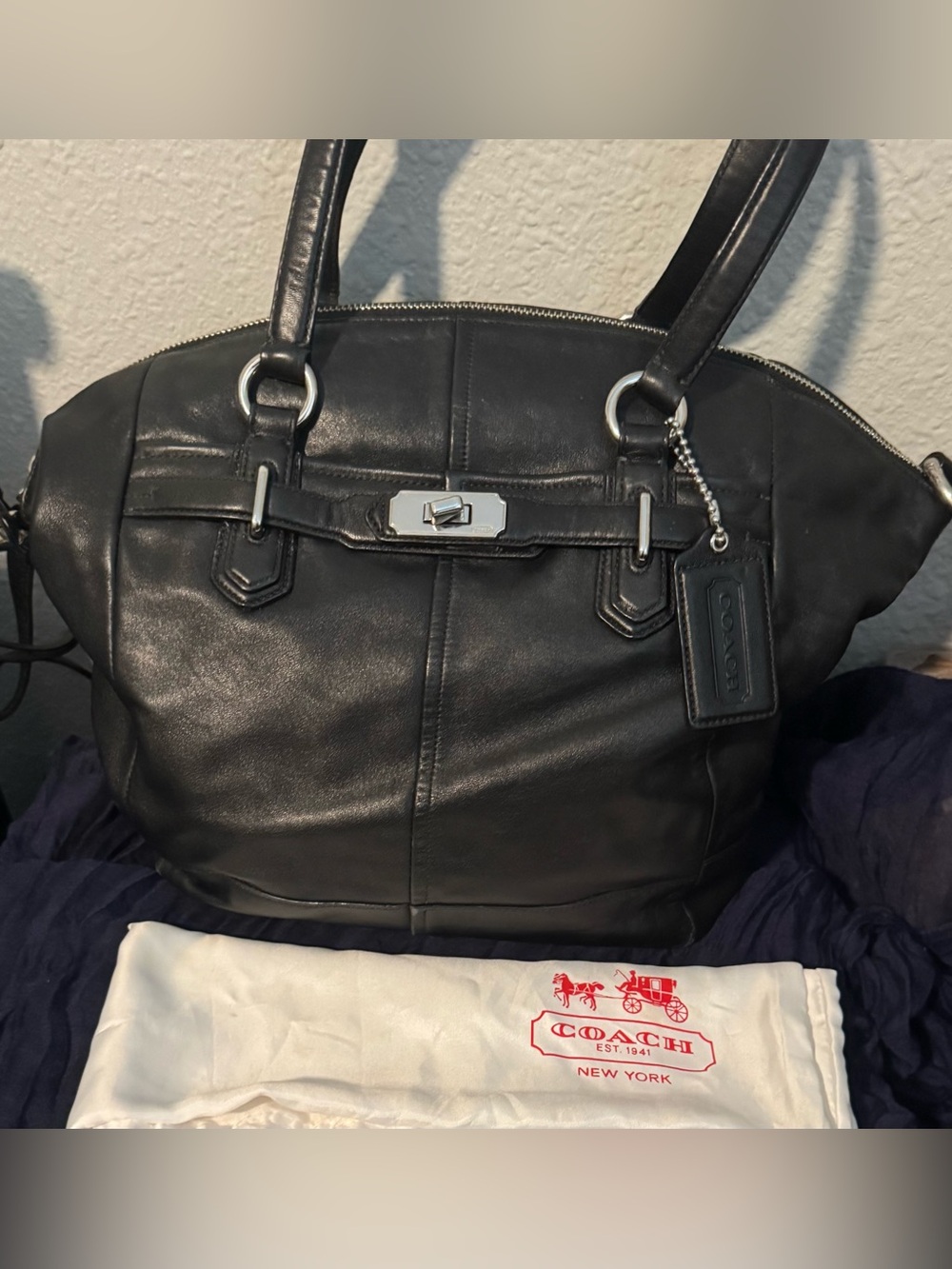 COACH Chelsea Jayden Black Smooth Leather Purse Tote Handbag